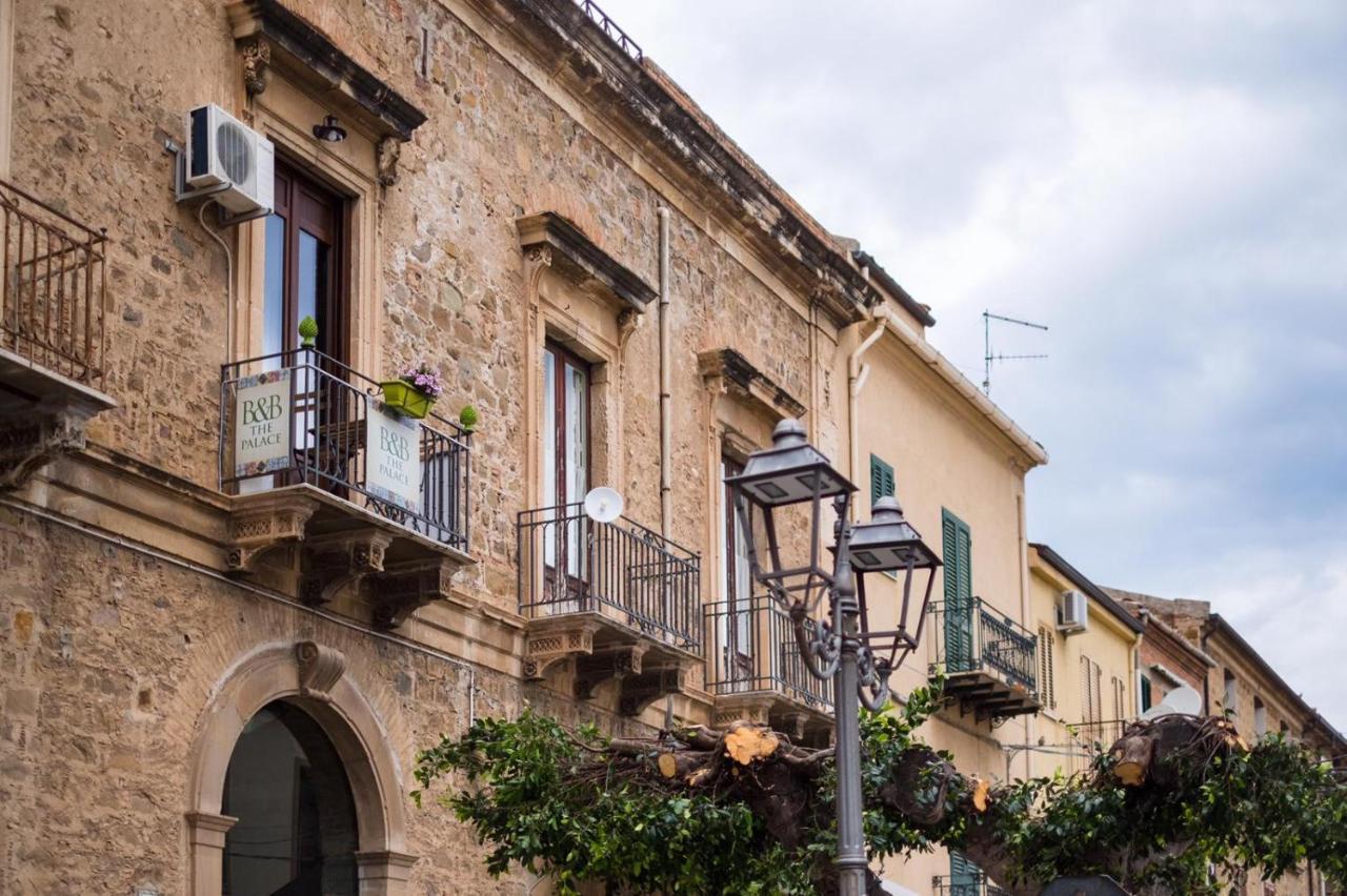 The Palace B&B And Apartments Santo Stefano di Camastra Exterior foto