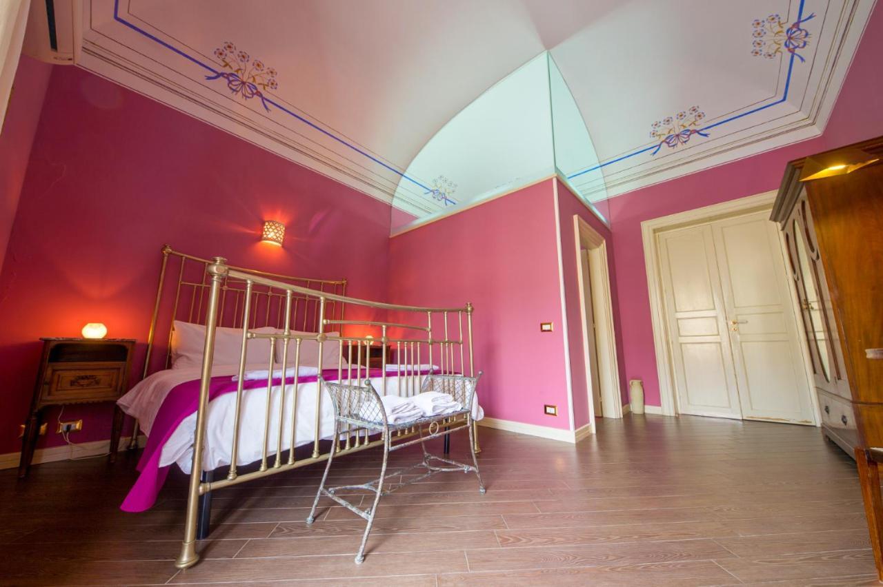 The Palace B&B And Apartments Santo Stefano di Camastra Exterior foto